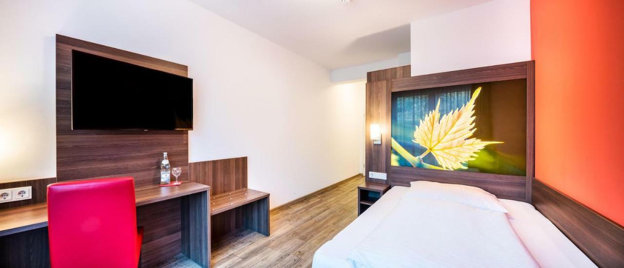 Schroeders Wein-Style-Hotel Trier Quarto foto